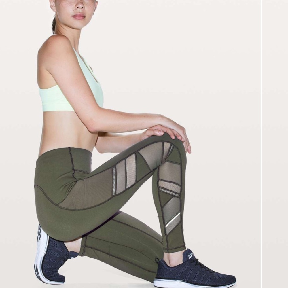 Lululemon Speed Up Tight Mesh 28” Camo Green Womens 4 Athletic